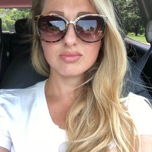 Meet your Posher, Svet